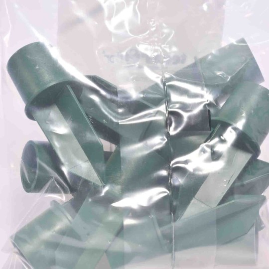 Portacandela con punta 12 pezzi - 2,2x10 Cm / Verde