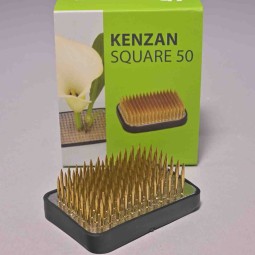 Aghi portafiori in ottone - 53x35 Mm