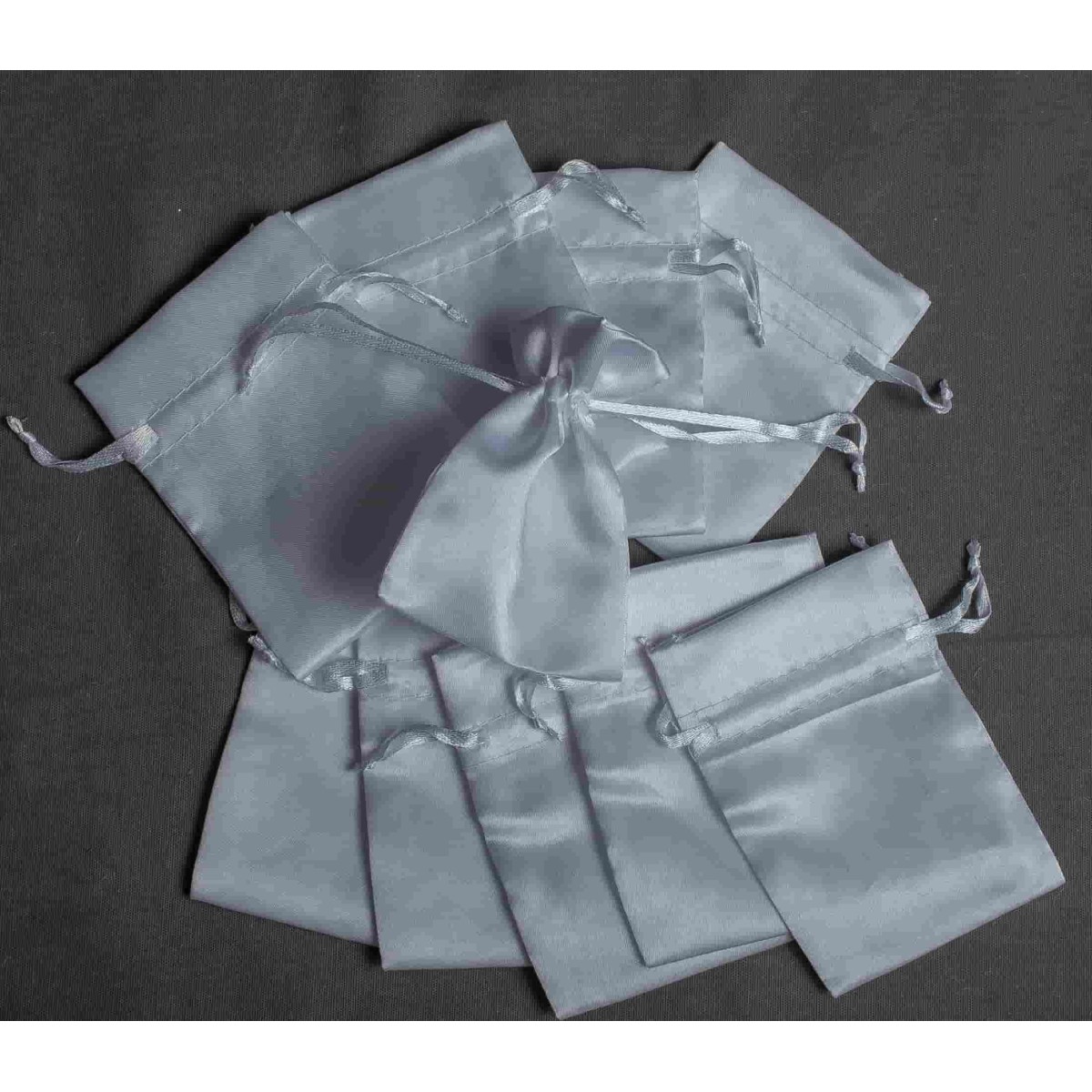 Sacchetti in raso 7,5 CM X 10 CM in 2 colori - Confezione 10 pezzi - Bianco