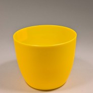Coprivaso in plastica "Iris" - Giallo / 15x13 Cm