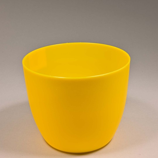 Coprivaso in plastica "Iris" - Giallo / 15x13 Cm
