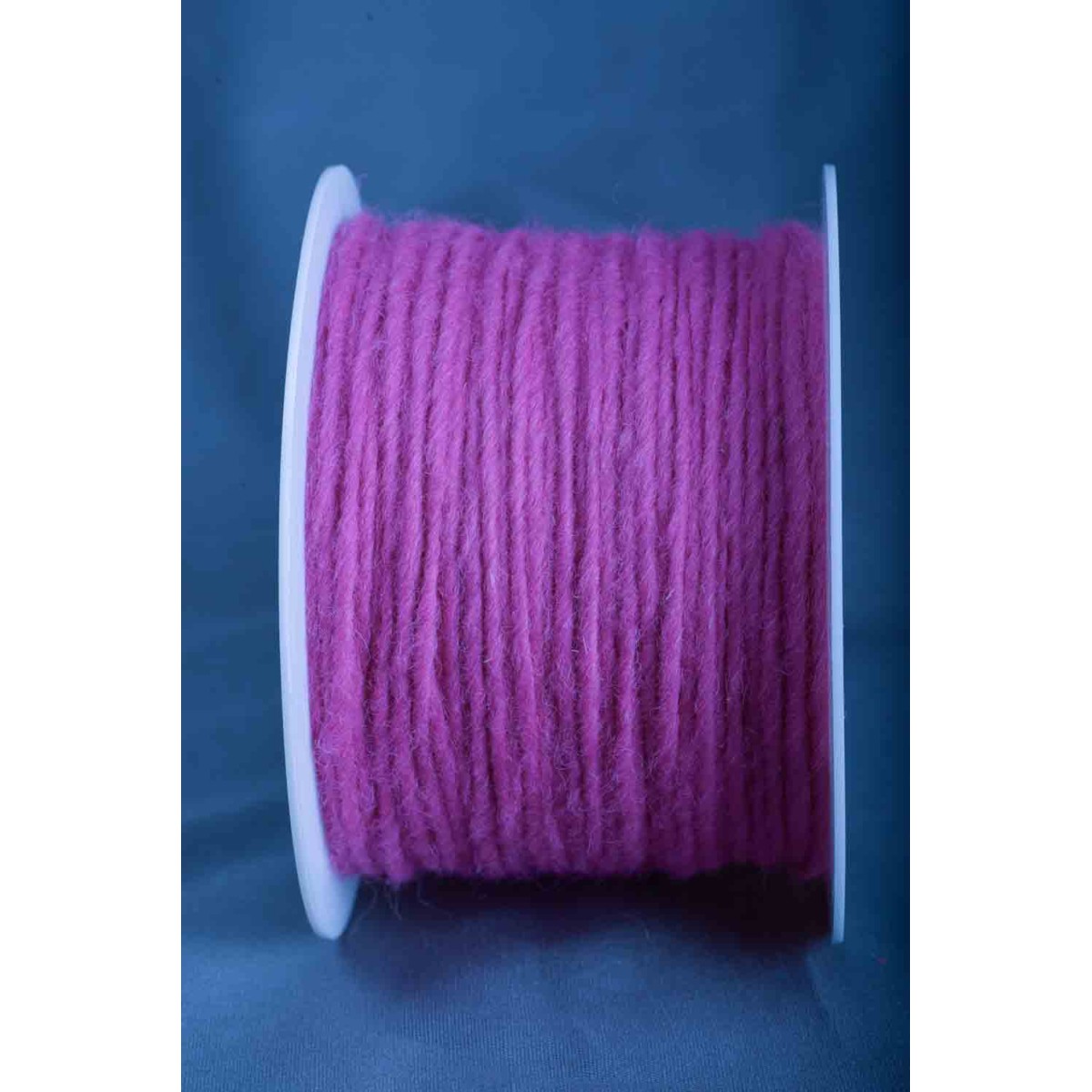 Rocchetto di Lana D 4 MM 80 M - Vari Colori - Fuxia