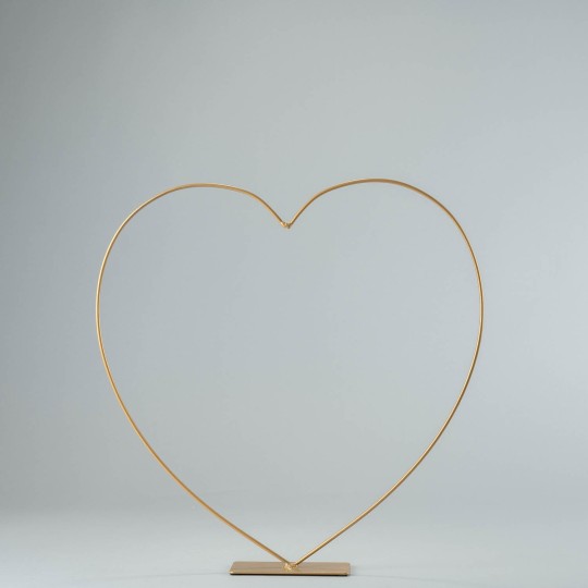 Cuore in metallo con base - Oro / 39 Cm