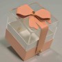 Scatola in cartoncino con coperchio in plexiglass e fiocco - 6,5x6,5x7 Cm / Rosa