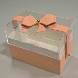 Scatola in cartoncino con coperchio in plexiglass e fiocco - 14x9x10 Cm / Rosa